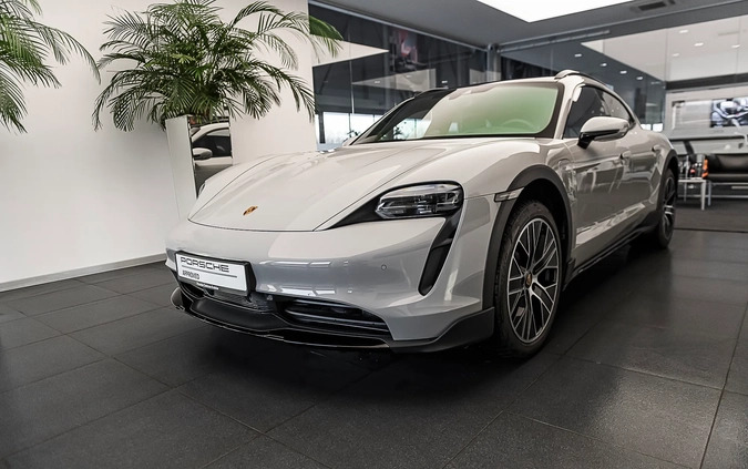 Porsche Taycan cena 479000 przebieg: 16800, rok produkcji 2022 z Żnin małe 254